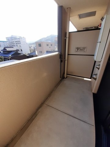 ローズガーデンのバルコニー|落ち着いた時間を過ごせるバルコニーです