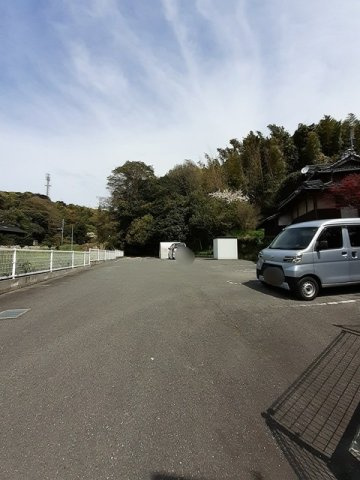 グラースの駐車場|駐車場があります