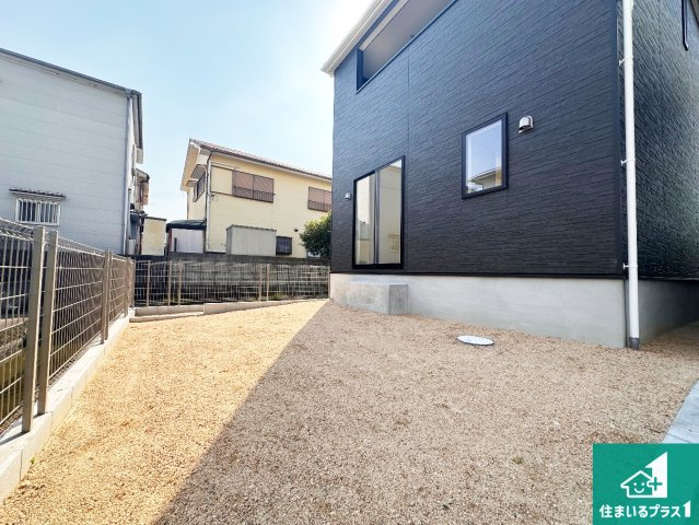 加古川市加古川町友沢　第8期　新築一戸建ての外観|安心の10年保証！外観を美しく保ち、雨水で汚れを落とします！気になることがありましたら、お気軽にお問い合わせください！