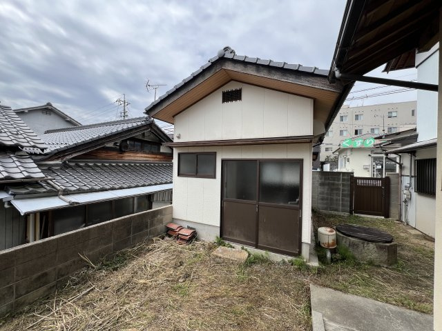津山市椿高下　2階建中古住宅のその他|倉庫