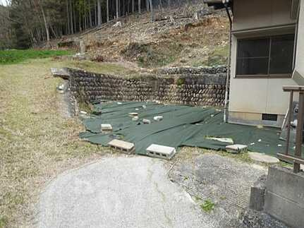 三入南2丁目中古戸建の駐車場