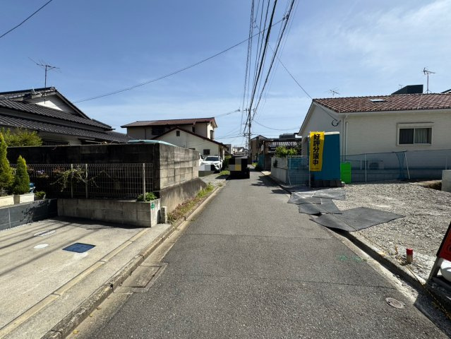 【前面道路含む現地写真】の画像