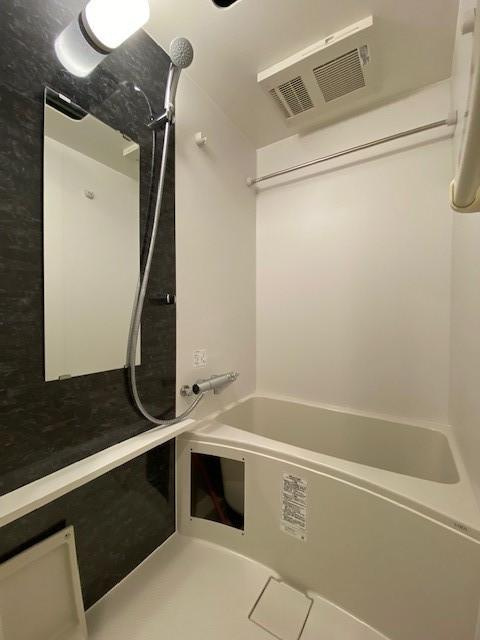 エスリード神戸ハーバークロスの浴室|コンパクトで使いやすいお風呂です