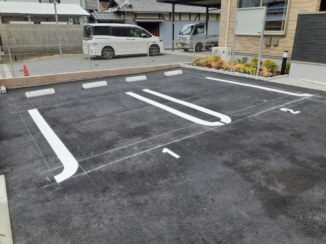 サンシャインの駐車場