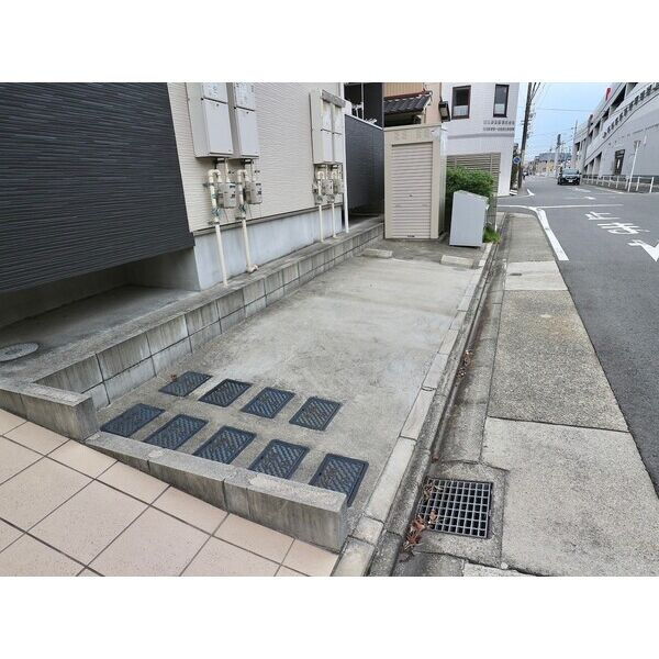 GRANDTIC黒川　名古屋市賃貸　仲介手数料無料の駐車場