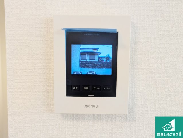 29日(土)30日(日)現地ご見学可能！川西市山下町　限定1邸の防犯設備|カラーモニターインターホン！声だけでなく来訪者の姿や顔がモニターで確認できるので、小さなお子様がいらっしゃるご家庭でも安心できます！