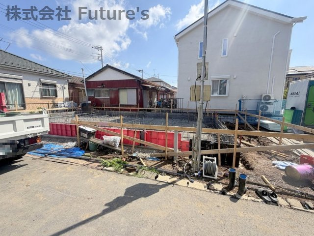 三郷市新和2丁目　新築戸建　全1棟の外観|現地の写真になります。