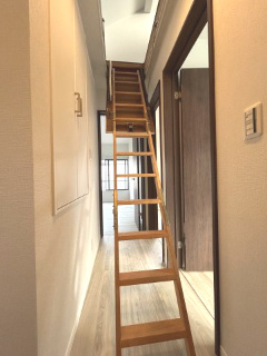 【収納】 | 金沢区長浜1丁目　中古戸建 | 屋根裏収納あり