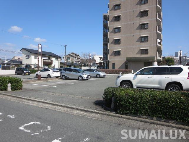 ムライチマンション劇場東の駐車場
