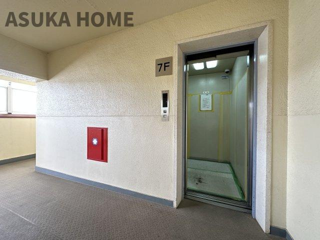 上星川団地２号棟のその他共用部分|エレベーターを完備したマンションです。
