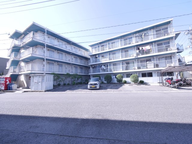 竹田レジデンスAの駐車場