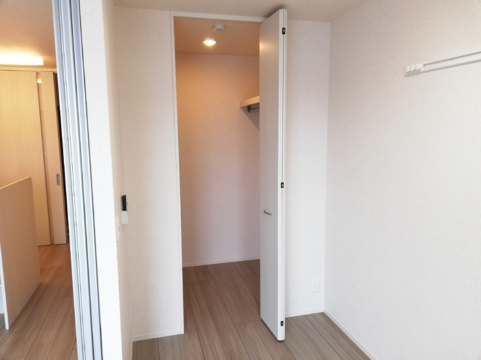 銀河タウン　Eの収納
