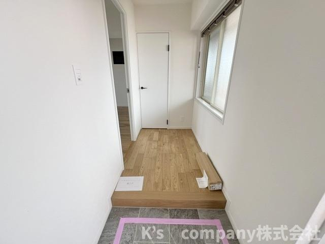茅ヶ崎市中海岸2丁目　マンション茅ヶ崎の玄関|玄関周辺スペース◇