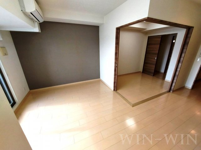 アン・ソレイユの居間・リビング