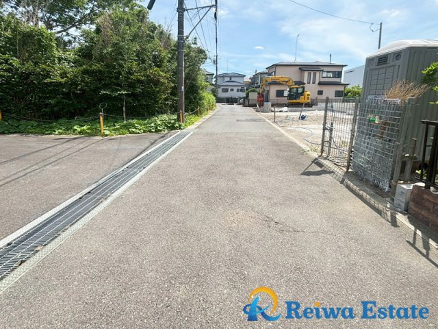 新築戸建　高座郡寒川町小谷2丁目の前面道路含む現地写真