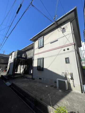 イーストハイツの外観