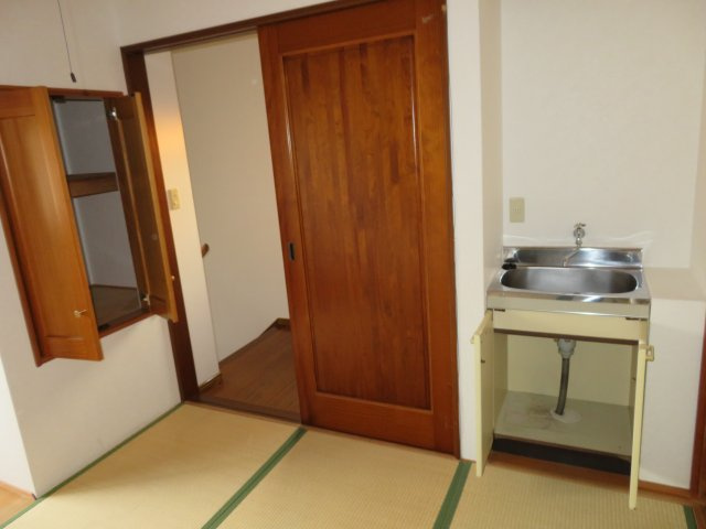 上沢貸家の和室|来客時にも便利な和室付き