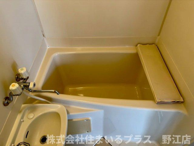 旭ロイヤルハイムの洗面所