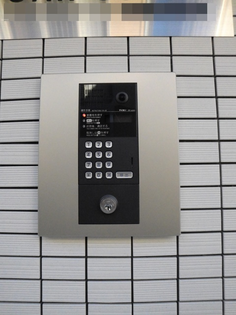 オークコートのセキュリティ|安心のTVモニター付きオートロック