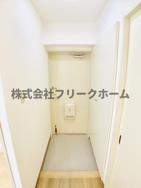 マノワール武蔵野の玄関
