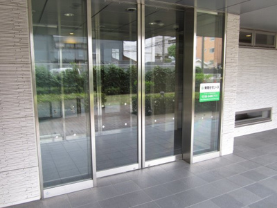 【エントランス】 | セントラル堺東