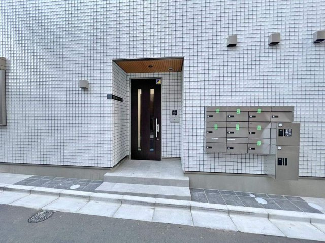 【エントランス】