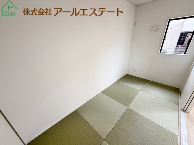 加古川市加古川町友沢 第8　　　新築戸建の和室