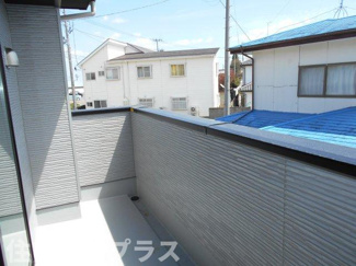 【バルコニー】 | 郡山市富久山町八山田新築一戸建て2棟 | 外からの目が気にならないバルコニーで洗濯物が干せます