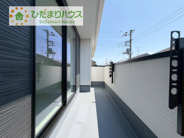 【バルコニー】 | 取手市野々井01期　新築戸建 | 広々としたバルコニー。お洗濯物もぜーんぶ干せちゃいます！！
