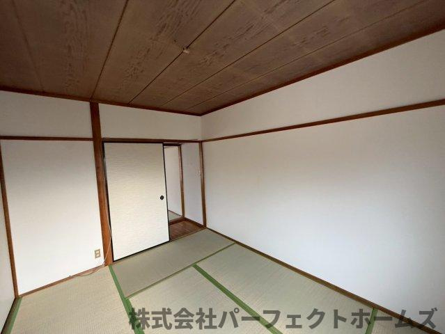 四條畷市中野本町テラスハウスの和室|和室がひろがる居住スペース
