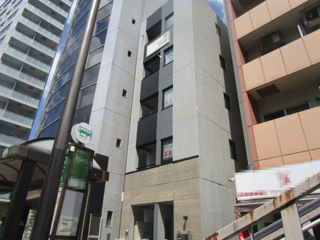 港区東麻布１丁目のビル