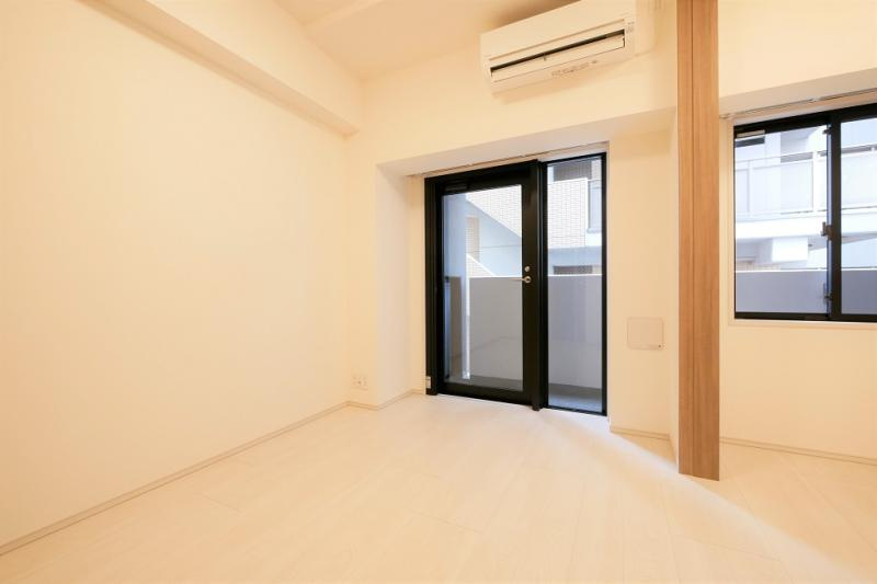 アークマーク大森町アジールコートの居間・リビング