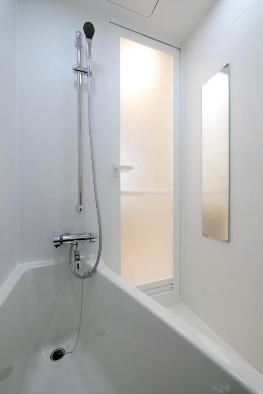 アークマーク大森町アジールコートの浴室|浴室乾燥機付きのバスルーム　お風呂