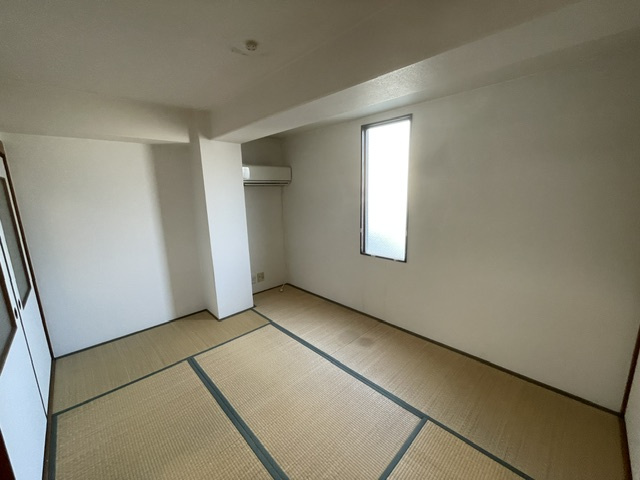 【寝室】