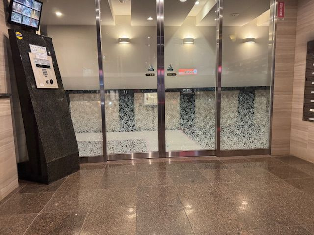 ハウスユマニテ大橋α館　筑紫丘小学校区のエントランス|ハウスユマニテ大橋α館