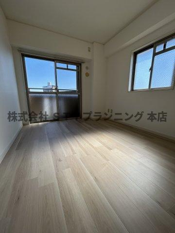 仲介手数料0円！ALESSIAの洋室