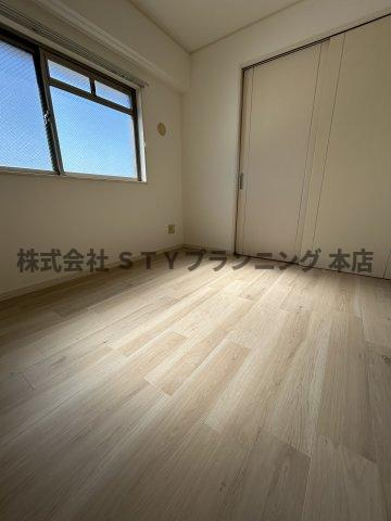 仲介手数料0円！ALESSIAの洋室
