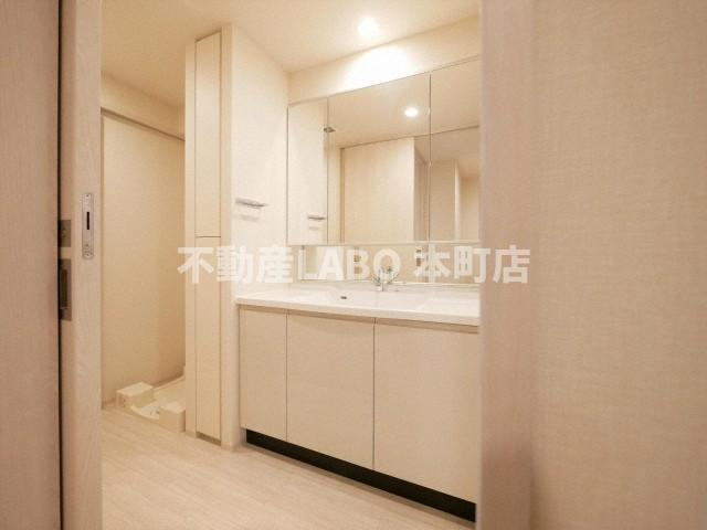 OPUS RESIDENCE SHINSAIBASHI SOUTHの洗面所