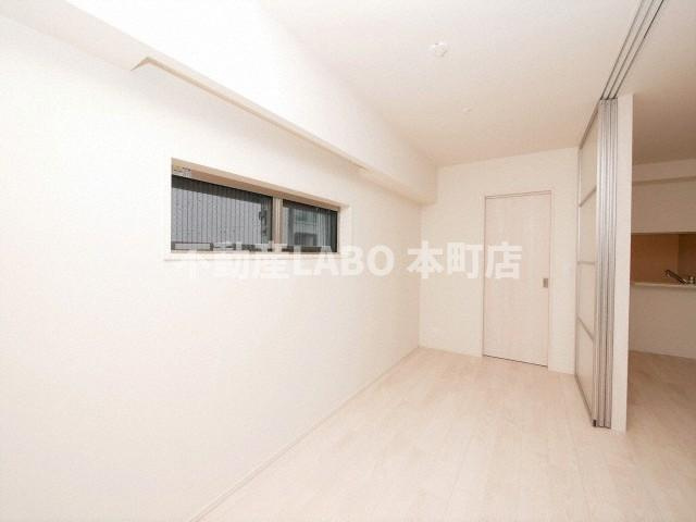 OPUS RESIDENCE SHINSAIBASHI SOUTHの寝室