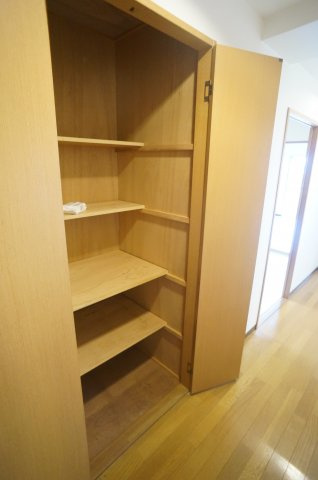 ノイハウス宝塚の収納|参考、同建物・同間取りの号室