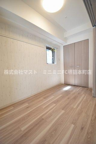 プレサンス北浜レガーロの洋室