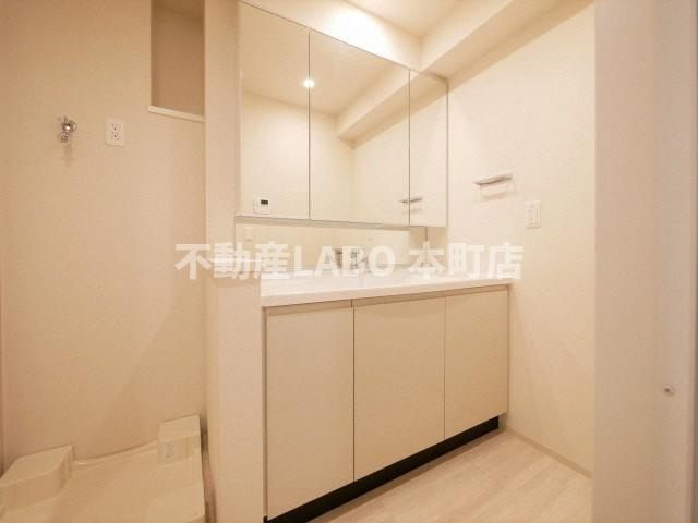 OPUS RESIDENCE SHINSAIBASHI SOUTHの洗面所