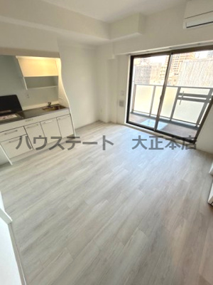 【居間・リビング】 | セレニテフラン難波 仲介手数料無料