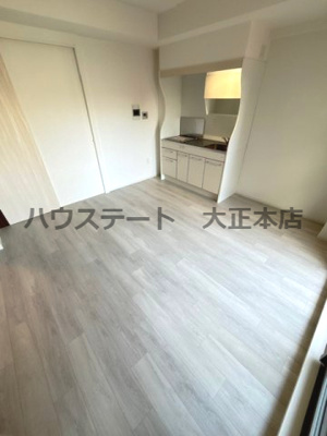 【居間・リビング】 | セレニテフラン難波 仲介手数料無料
