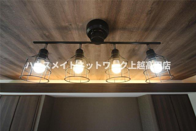 ユーソニアン上越・大字寺町Ａの展望|居室照明（参考同型タイプの室内写真）