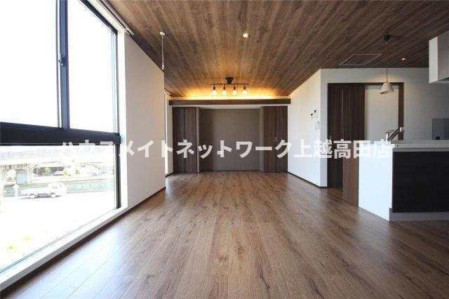 ユーソニアン上越・大字寺町Ａの居間・リビング|リビング（参考同型タイプの室内写真）