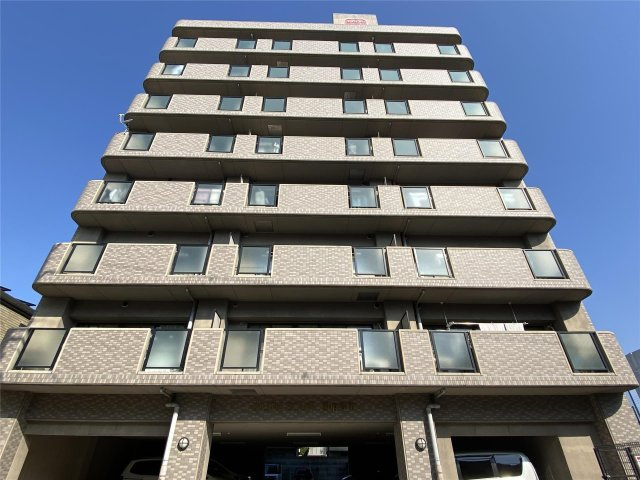 キャッスルコート国府寺町の外観