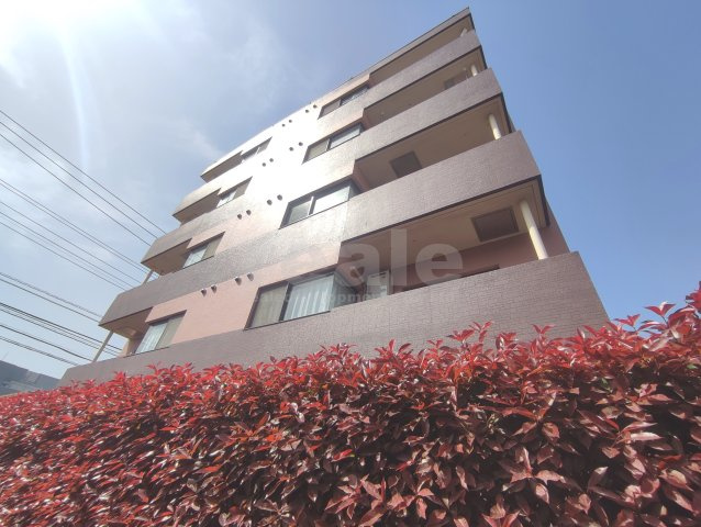 三鷹市下連雀８丁目の賃貸マンション
