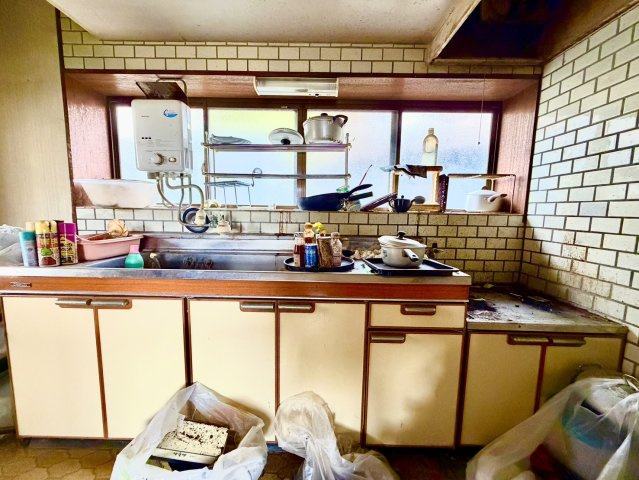古河市茶屋新田中古戸建のキッチン
