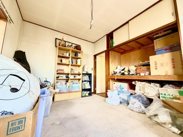 古河市茶屋新田中古戸建の洋室